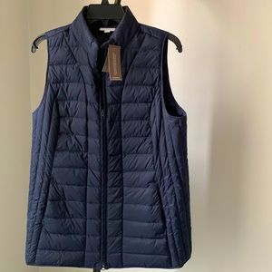 NWTS Women’s light Weight down filled vest S/P